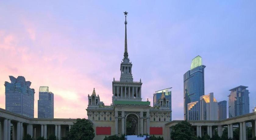 Neo Railway Station Hotel 2*