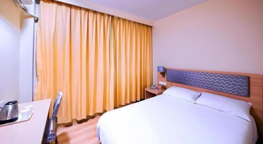 Neo Railway Station Hotel Shanghai
